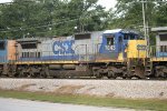 CSX C40-8 7643 runs second